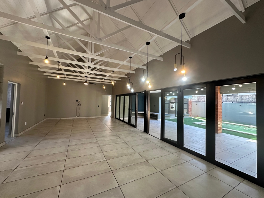 5 Bedroom Property for Sale in Leloko Lifestyle Estate North West